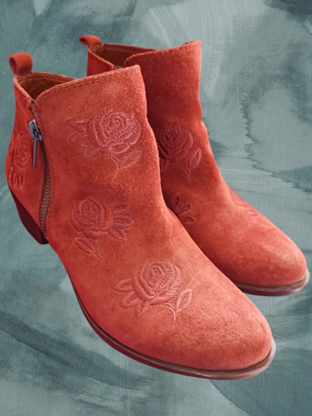 Lucky Brand Suede Ankle Boots W/ Floral Embroidery & Side Zip Terracota Size 6.5 - Picture 3 of 14